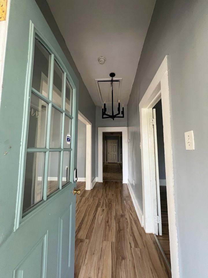 967 Martin St Se #1 - Photo 2 of 10