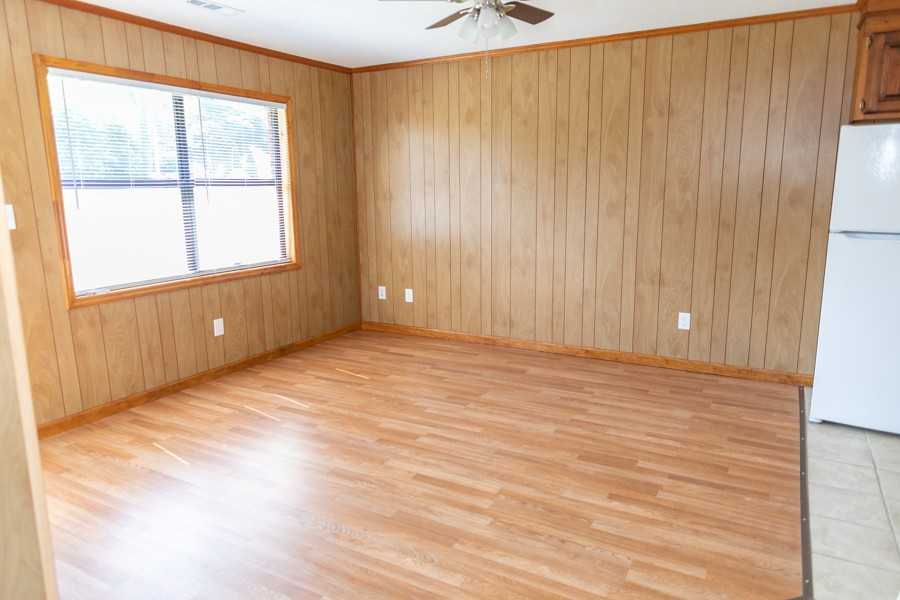 1611B Long Shoals Rd #1611B - Photo 2 of 9