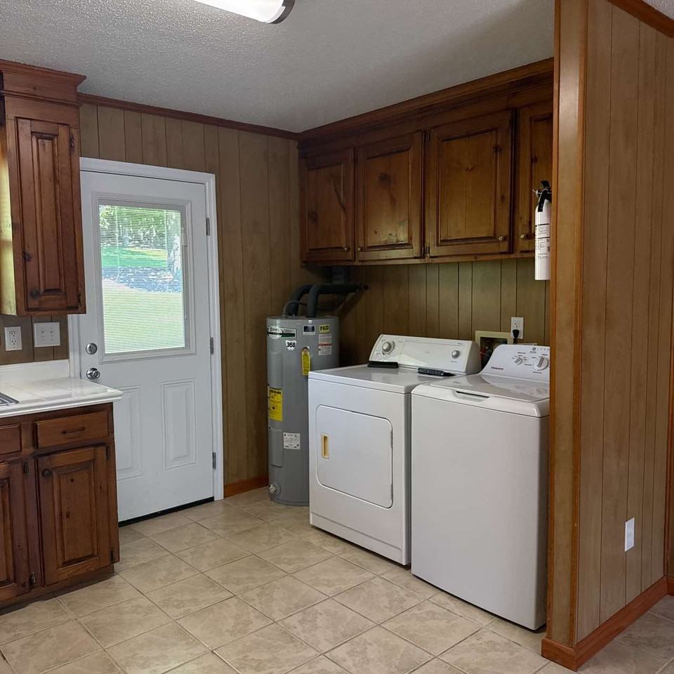 1611B Long Shoals Rd #1611B - Photo 4 of 9