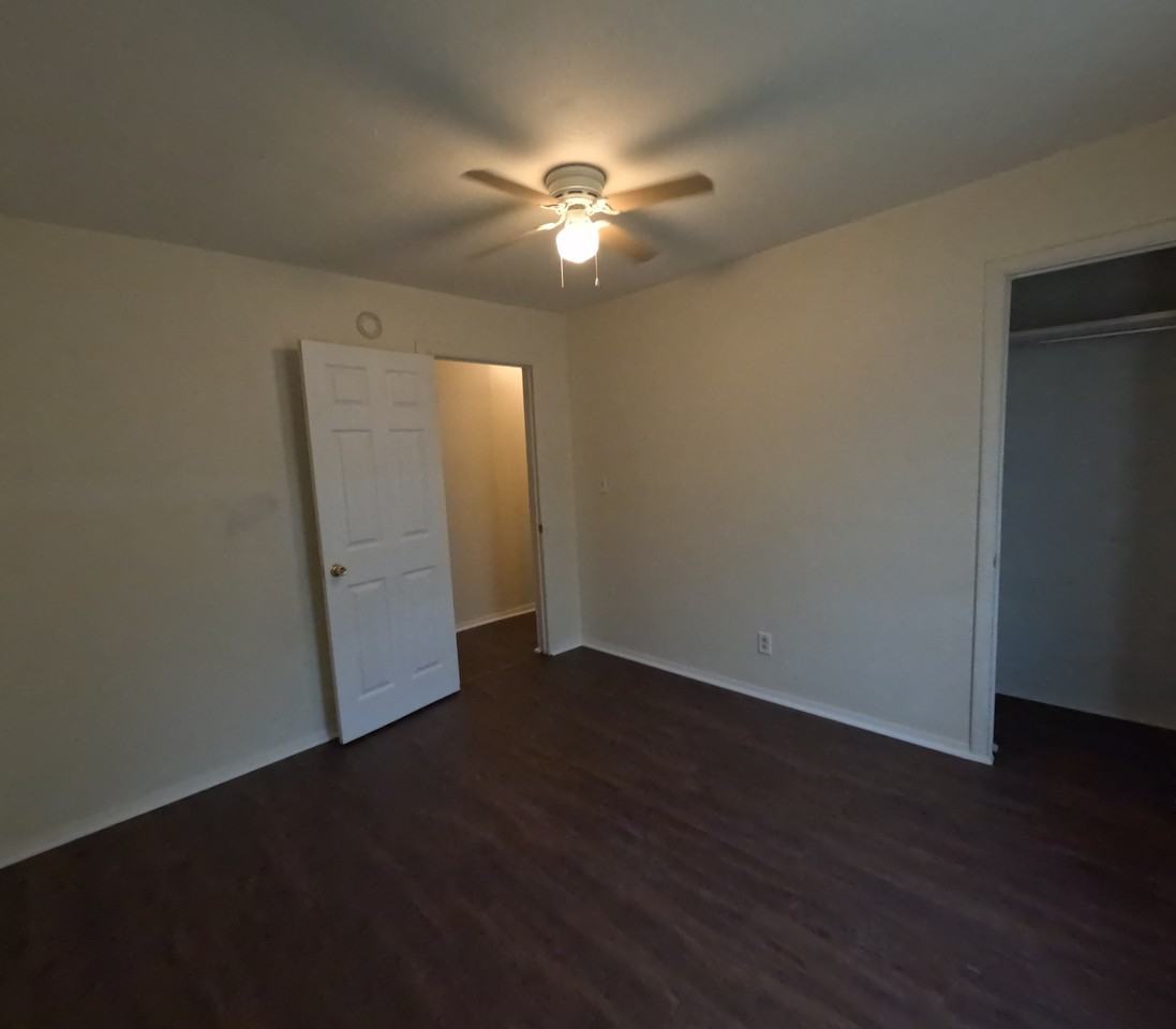 724 E Lawrence St #1 - Photo 5 of 5