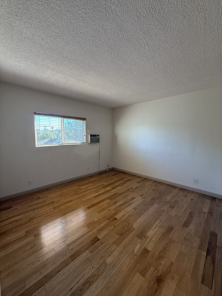 5648 Case Avenue #3 - Photo 6 of 18