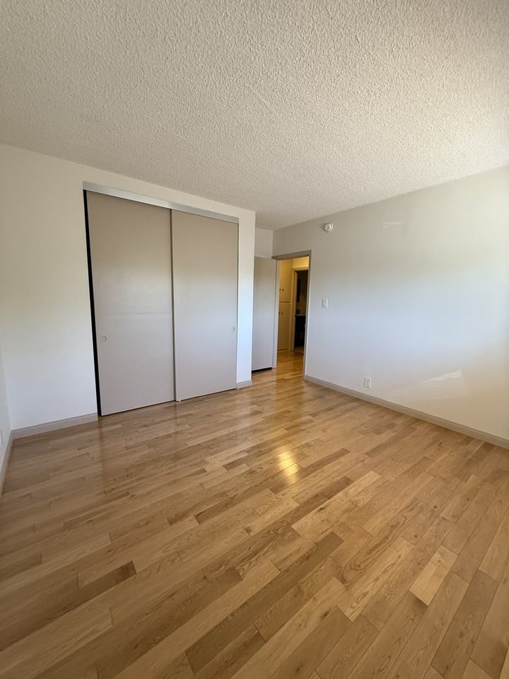 5648 Case Avenue #3 - Photo 7 of 18