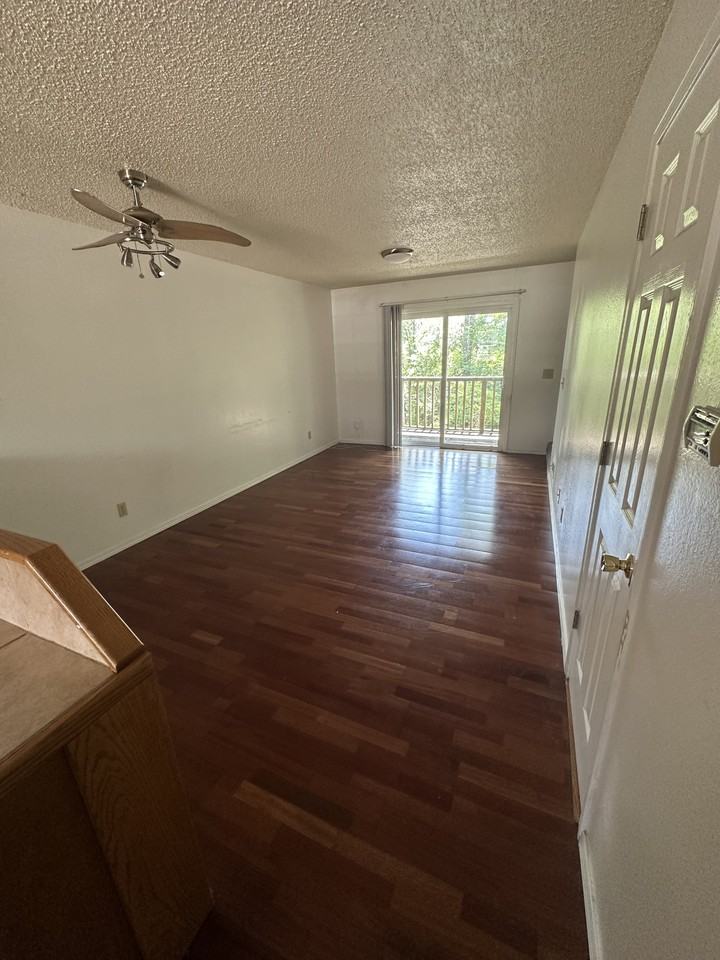 47 E Rock St #1 - Photo 3 of 8