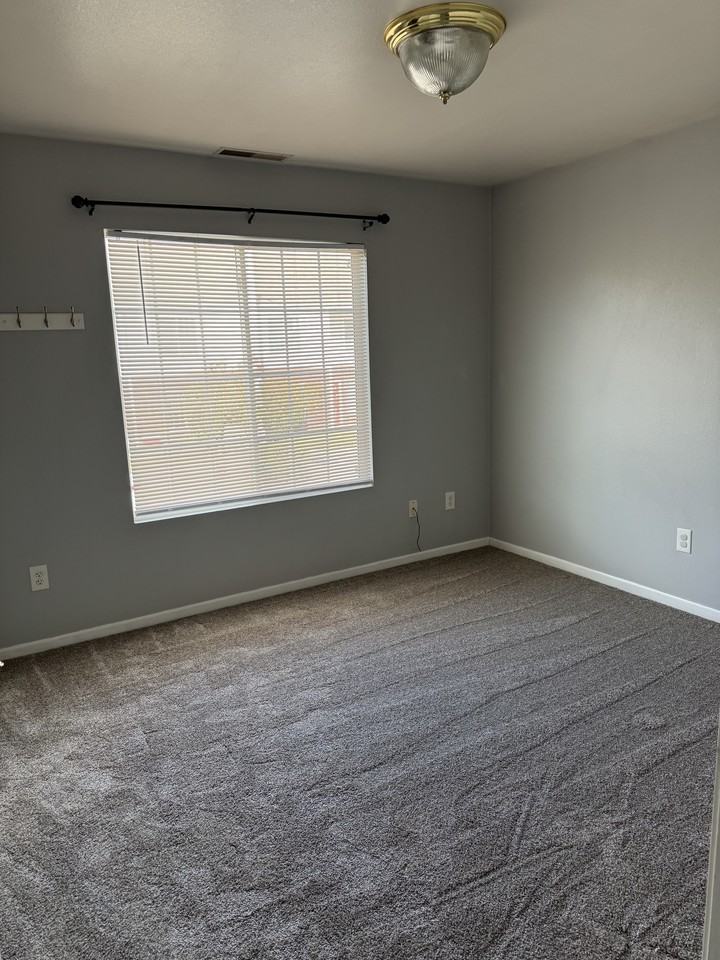 1300 S Alberta St #1300-201 - Photo 5 of 10