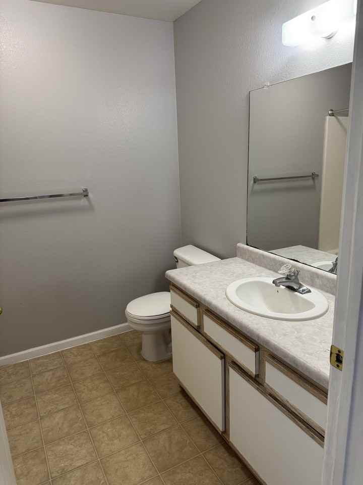 1300 S Alberta St #1300-201 - Photo 7 of 10