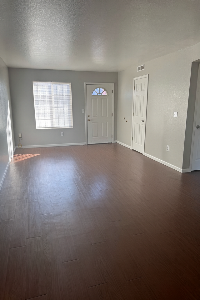 1301 S Alberta St #1301-104 - Photo 5 of 10