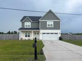 featured image of 423 Elgin Road #1