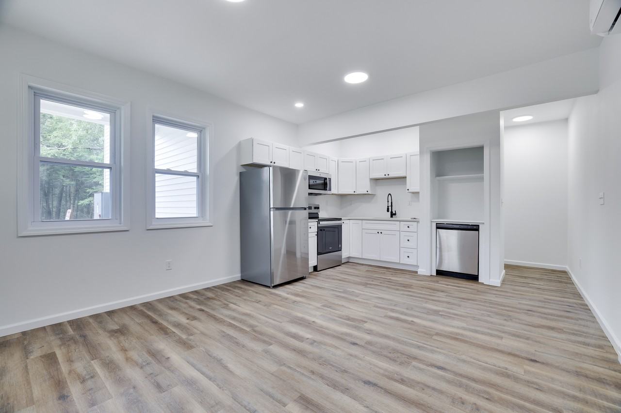 123 Evergreen Lane #6 - Photo 6 of 38