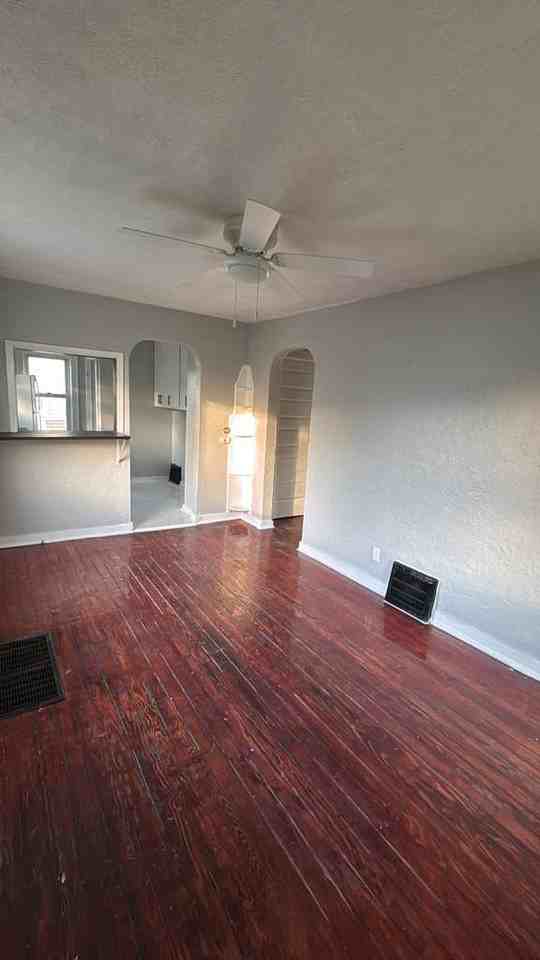 1808 N Merrifield Ave #1 - Photo 4 of 12