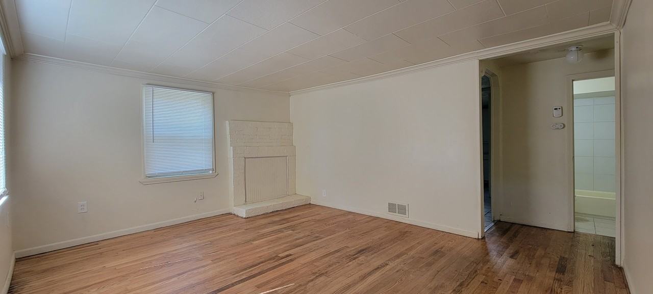 22411 Oconnor St - Photo 3 of 15