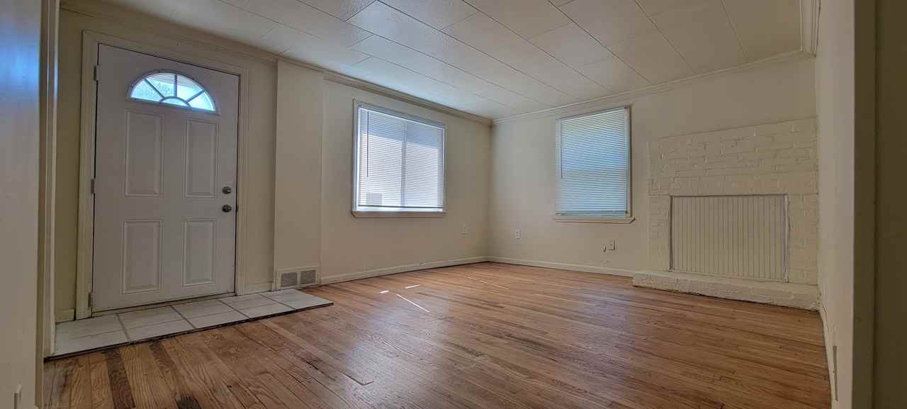 22411 Oconnor St - Photo 4 of 15