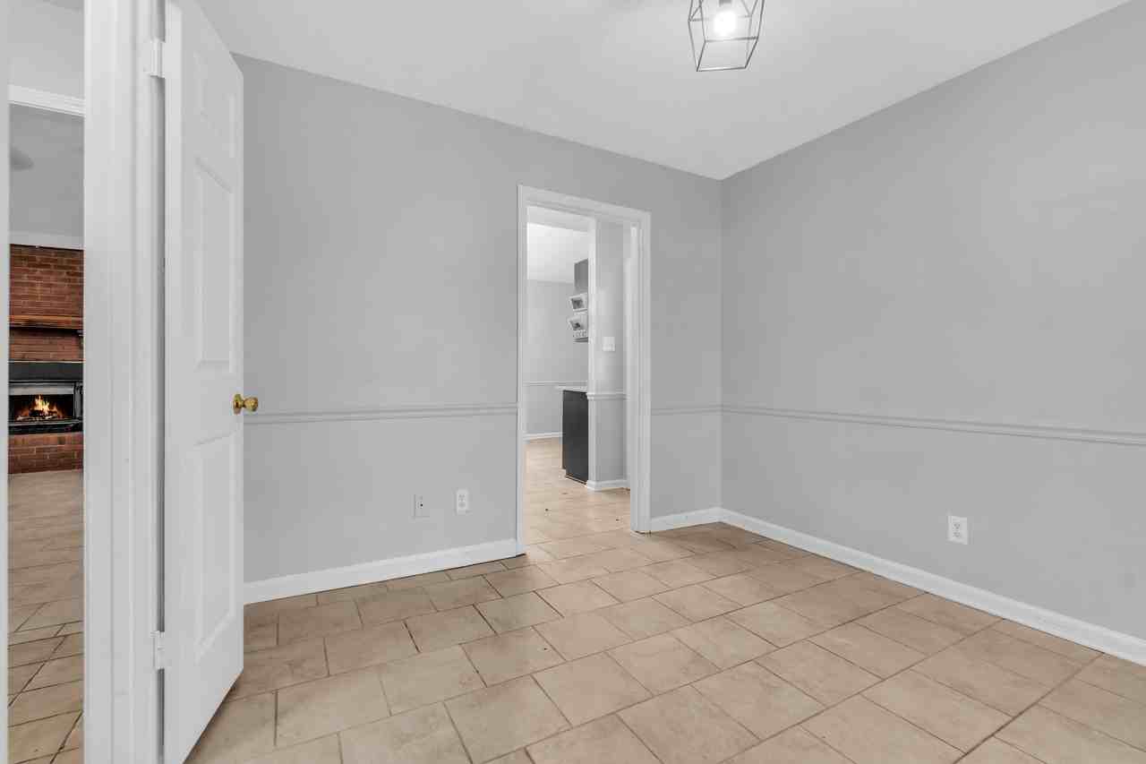 5809 Lees Xing #1 - Photo 5 of 22