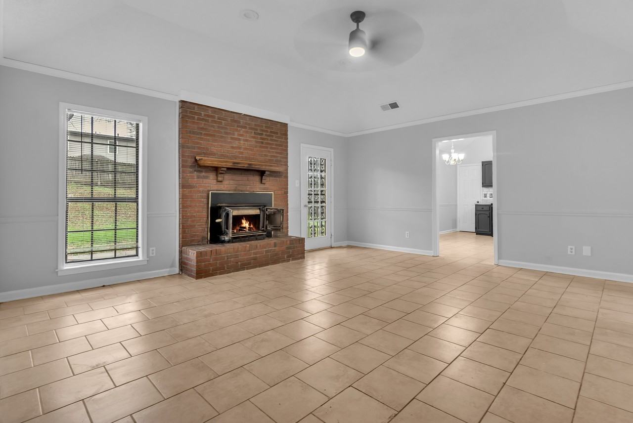 5809 Lees Xing #1 - Photo 6 of 22