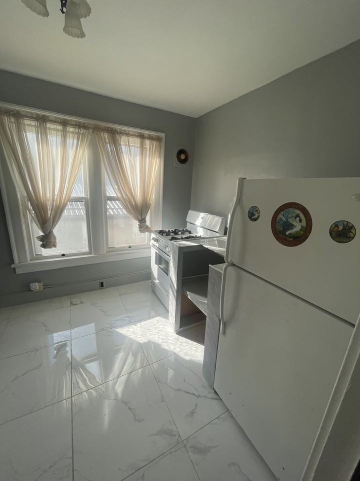 678 Mahoning Avenue Northwest #2