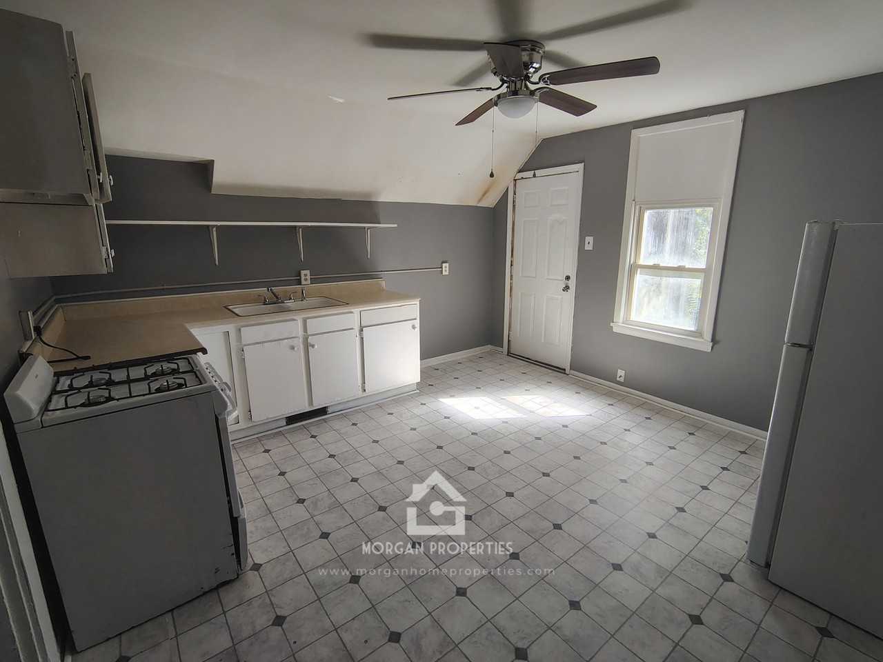 1506 Walnut St #2 - Photo 3 of 5