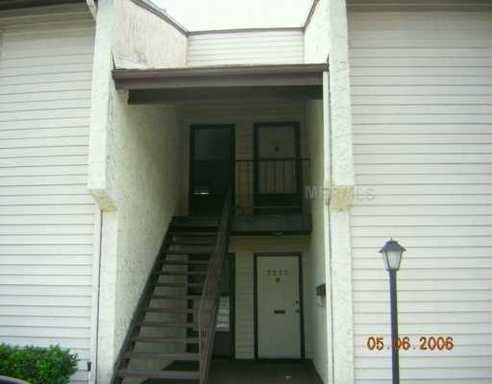 2022 Ludlow Ln - Photo 2 of 10