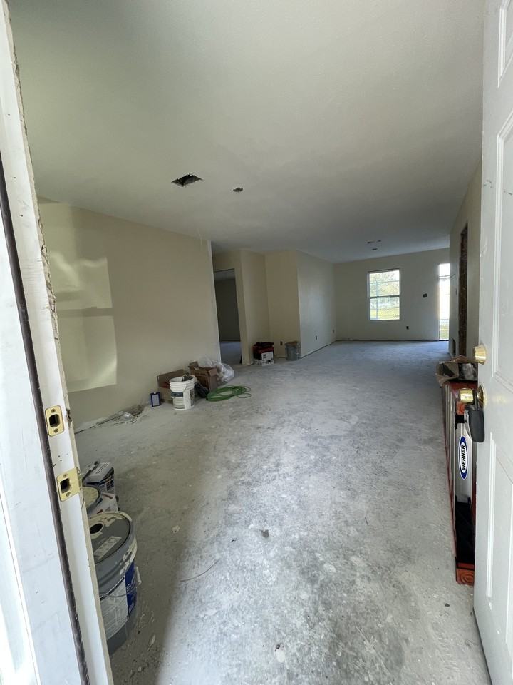 504 W Fairfield Dr #B1 - Photo 3 of 4