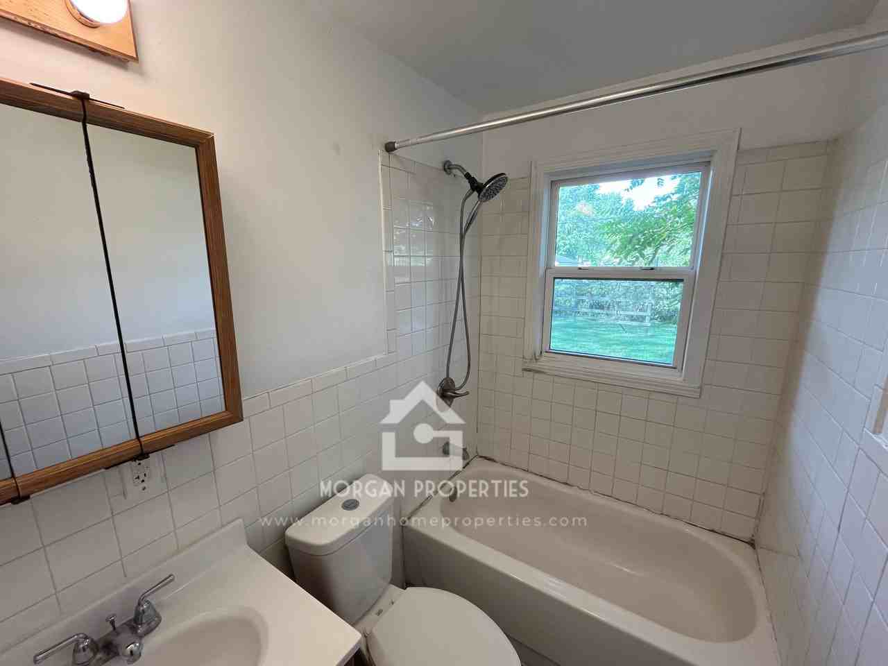 212 East Andover Avenue - Photo 4 of 7