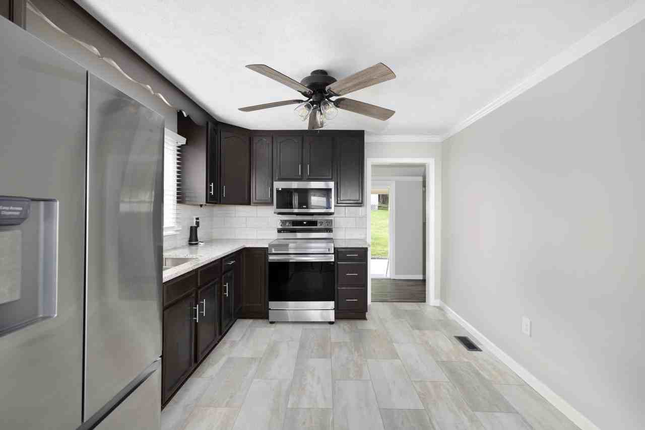 2114 Broad St #1 - Photo 4 of 12