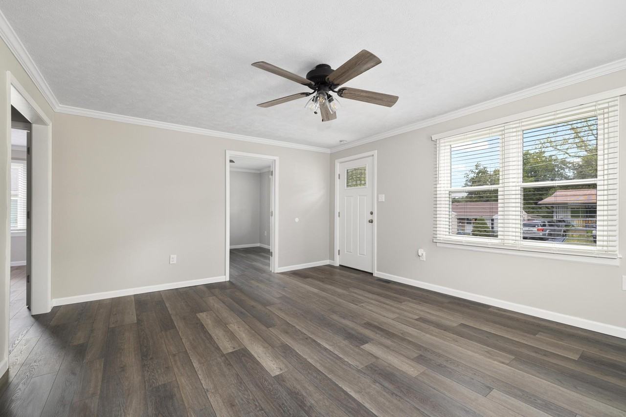 2114 Broad St #1 - Photo 7 of 12