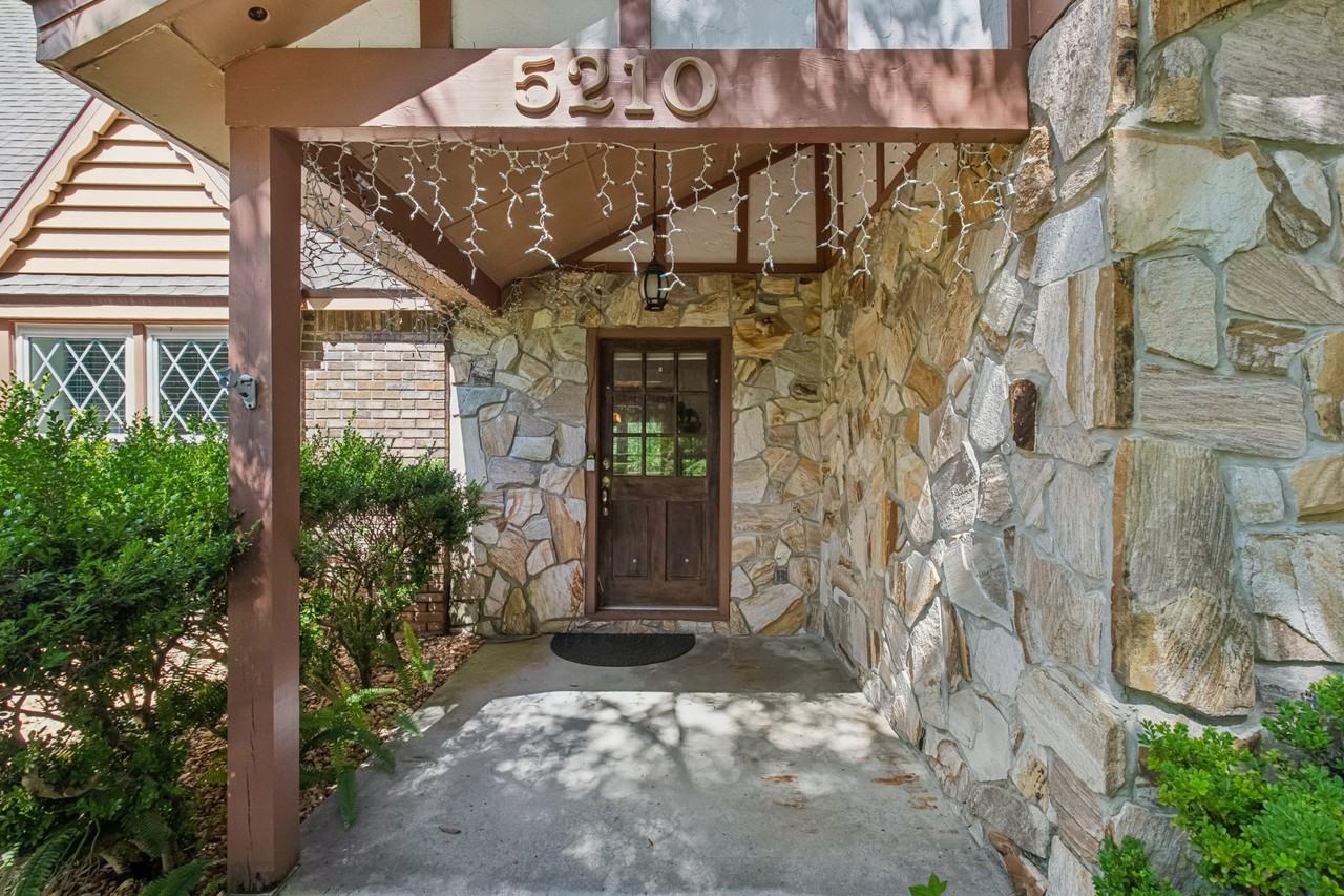 5210 River Park Villas Drive #1 - Photo 6 of 50