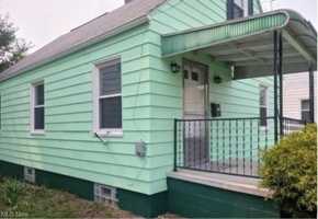 featured image of 920 Washington Avenue Southeast #1