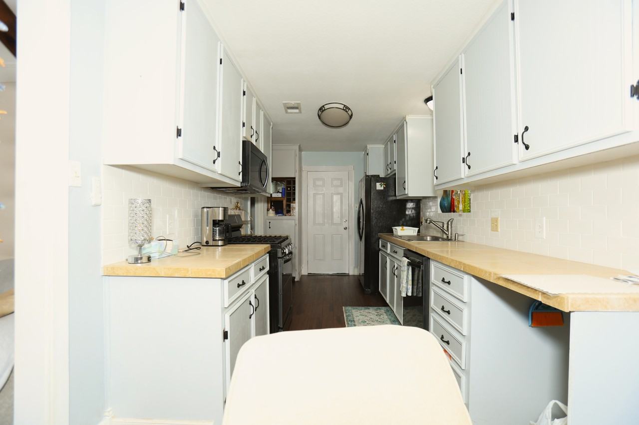 354 S Amherst Dr #1 - Photo 3 of 10