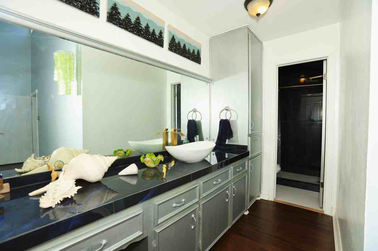 354 S Amherst Dr #1 - Photo 7 of 10