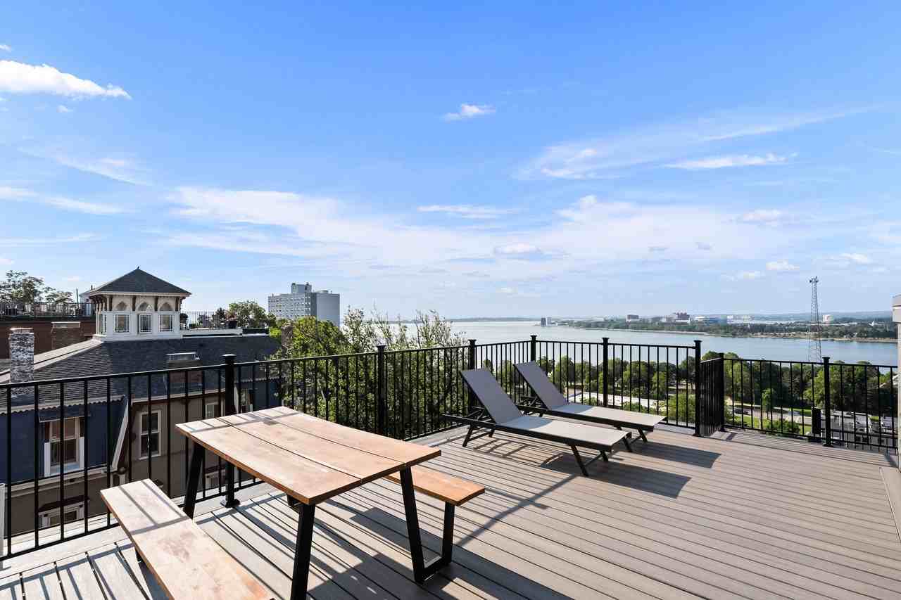 53 Thomas Park #2 - Photo 4 of 38