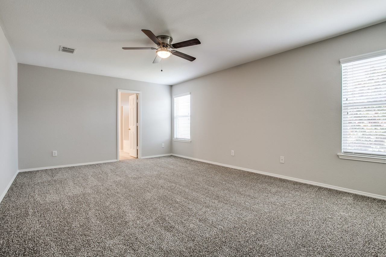 2201 Itasca Dr #1 - Photo 7 of 22