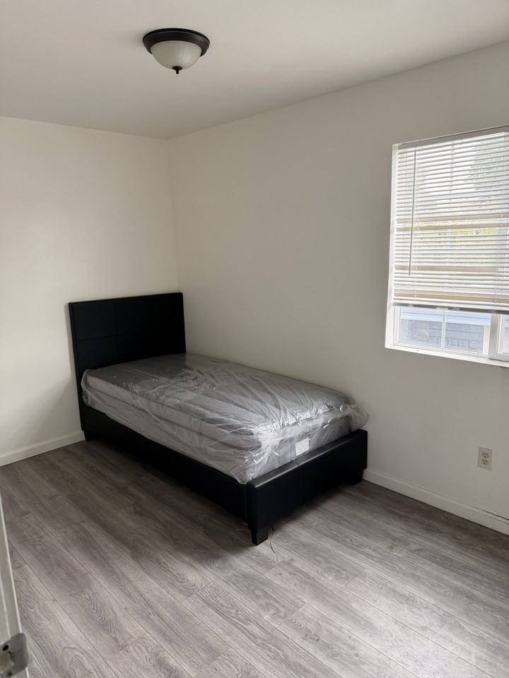 3512 Magnolia Street #A - Photo 6 of 11