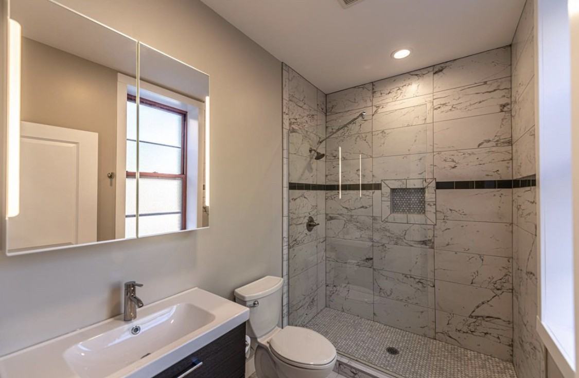 1714 1714 Frintz Streetapt 4 #1714-04 - Photo 3 of 14