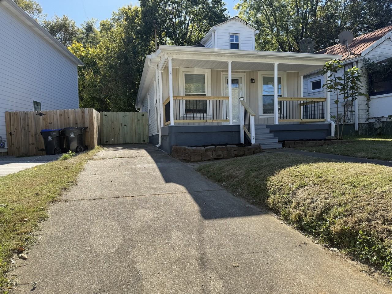 538 University Avenue #1