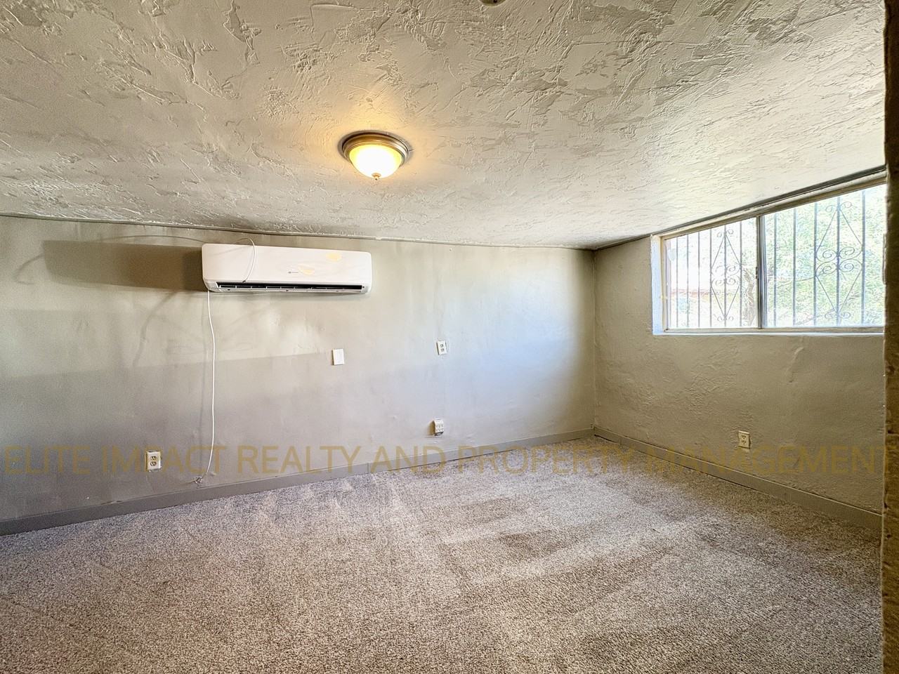 425 West Columbia Street #2 - Photo 5 of 9