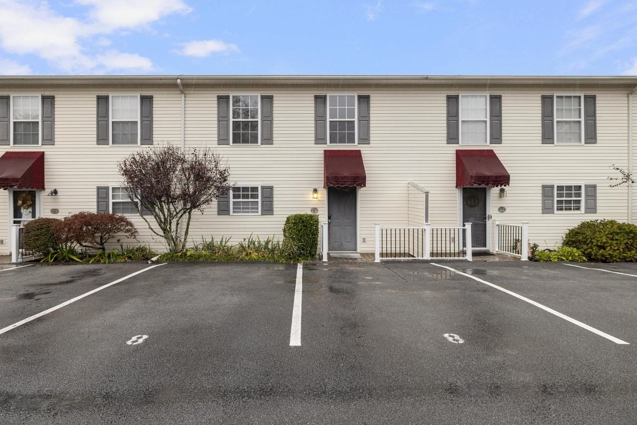 2101 Cherokee Road #8