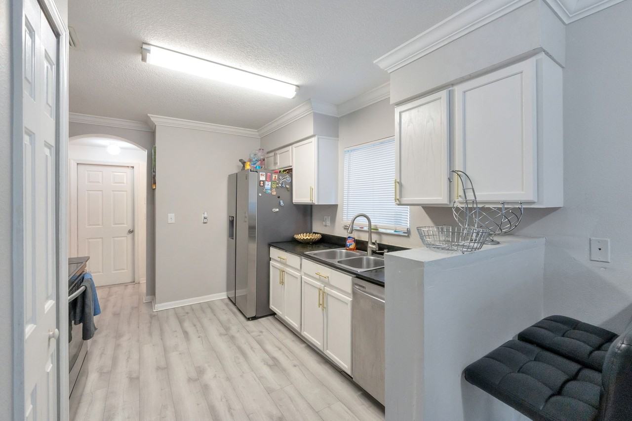 12949 Fennway Ridge Drive #1 - Photo 3 of 15