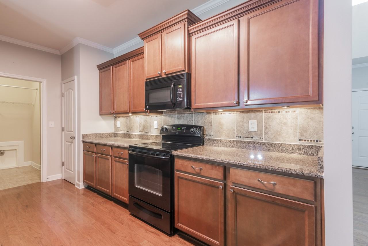 8513 Loxton Circle #1 - Photo 5 of 38