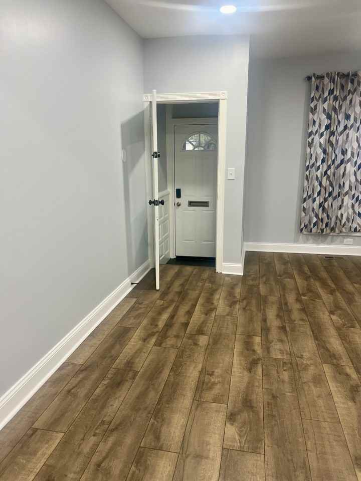 2431 Mcelderry St - Photo 2 of 48