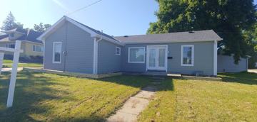 featured image of 611 East Sumner Street #1