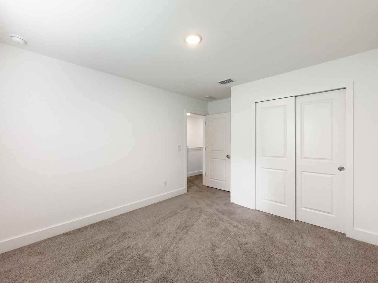 126 Kingswood Way #1 - Photo 3 of 7