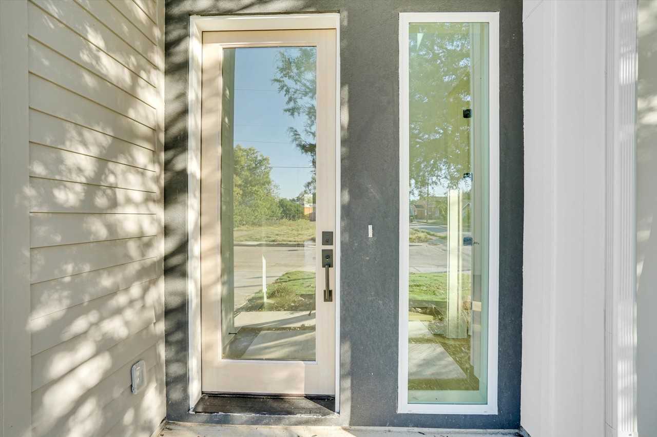 1703 Nomas Street #1 - Photo 4 of 44