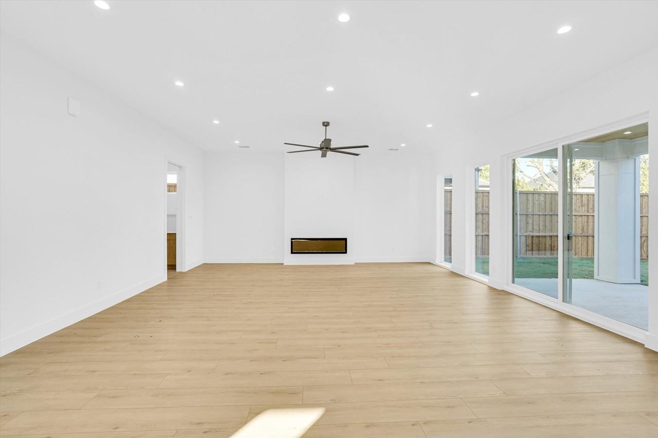 1703 Nomas Street #1 - Photo 6 of 44