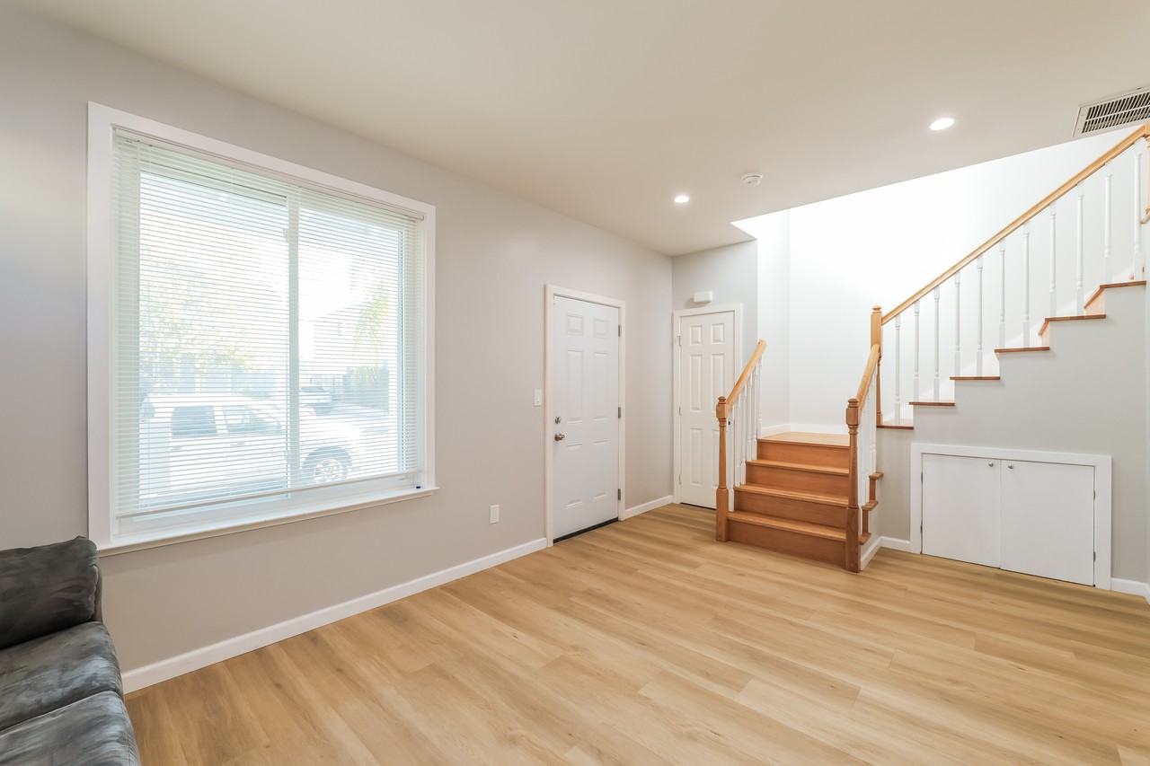 139 Gibson Ave #139 - Photo 3 of 17