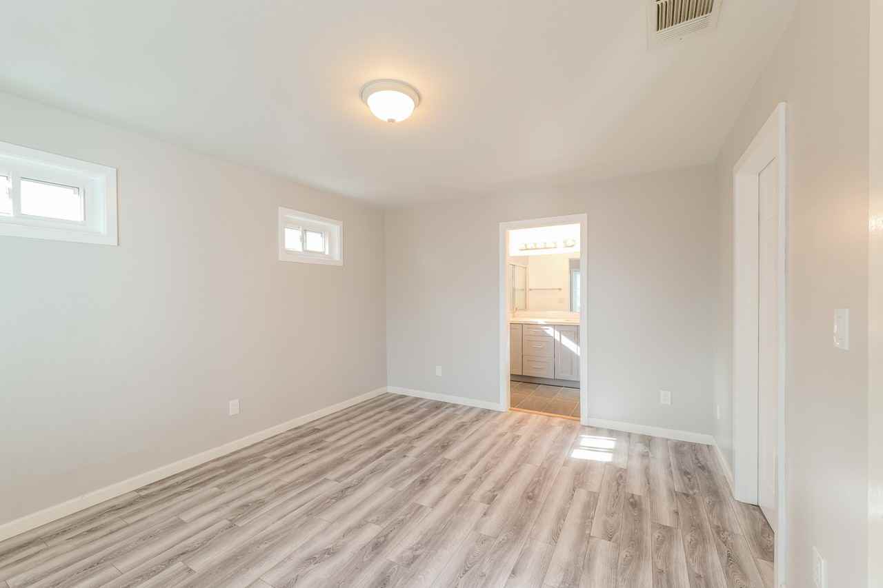 139 Gibson Ave #139 - Photo 7 of 17