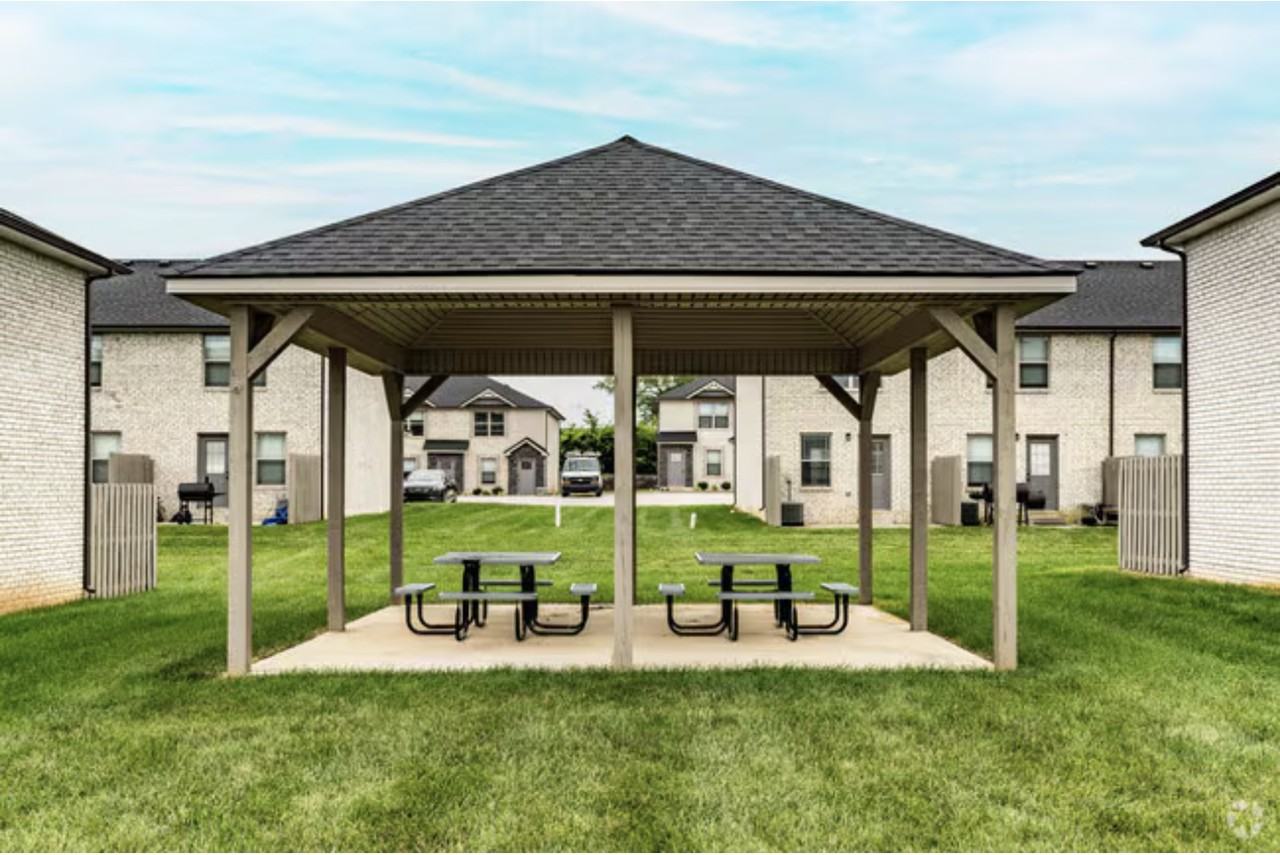 Rollow Ln #2505D - Photo 2 of 2