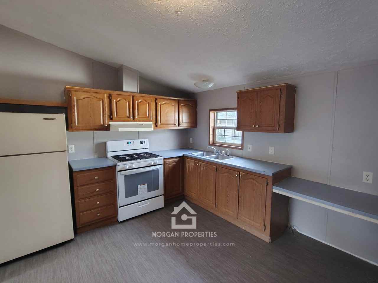 1806 C St #1 - Photo 3 of 8