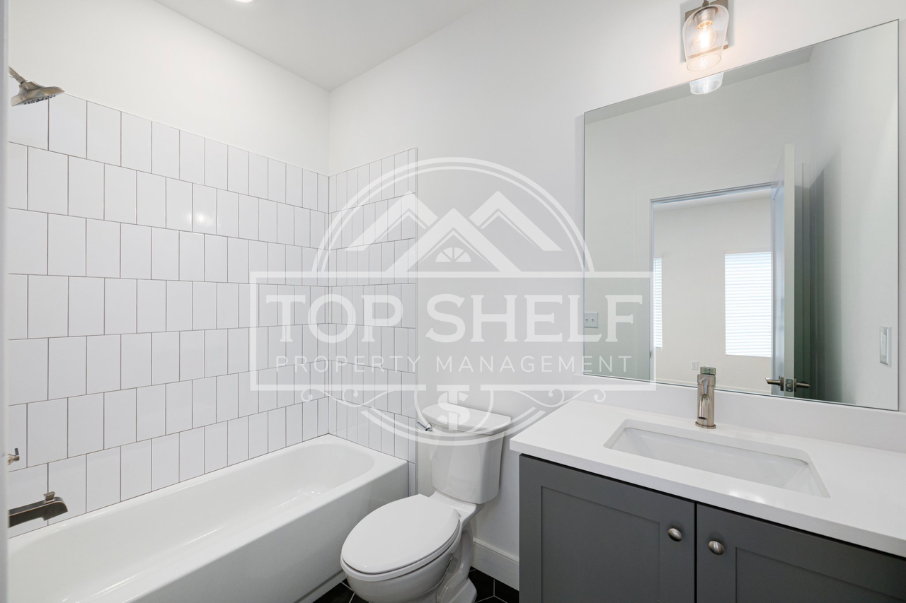 1540 Millwood Pl #1 - Photo 6 of 26