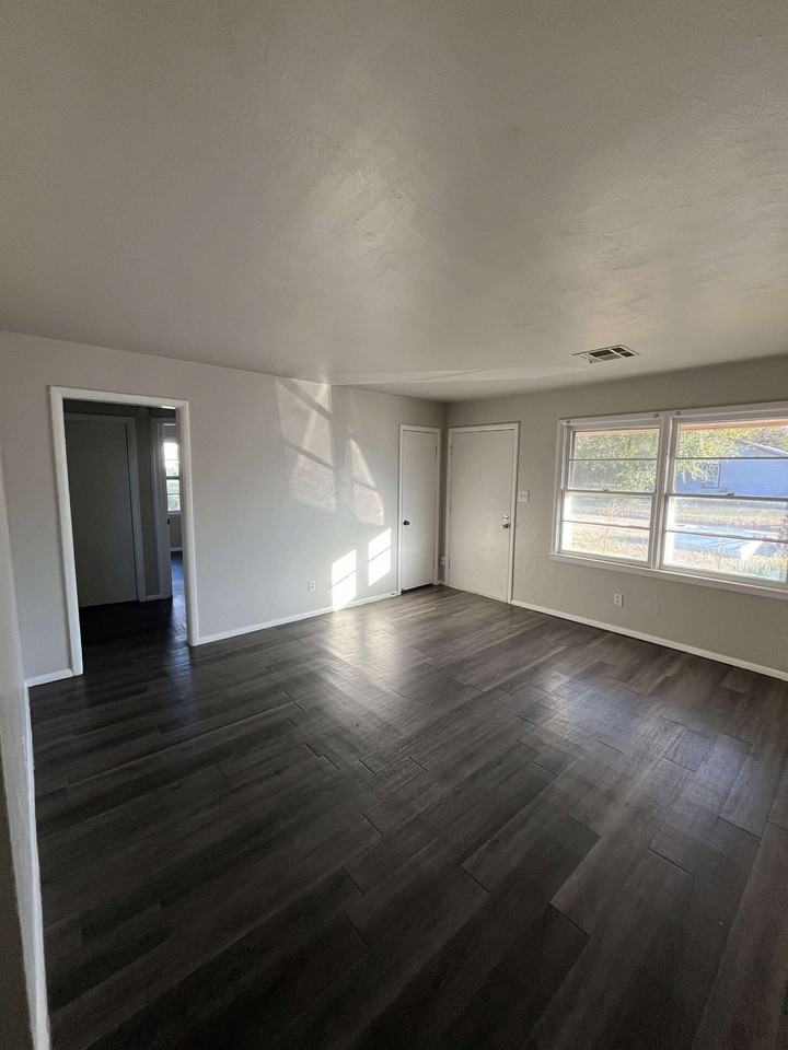 701 East Holman Court #1 - Photo 2 of 10