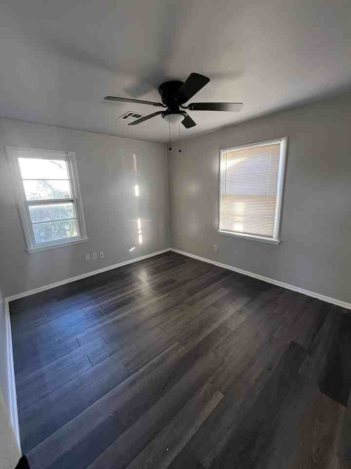 701 East Holman Court #1 - Photo 4 of 10