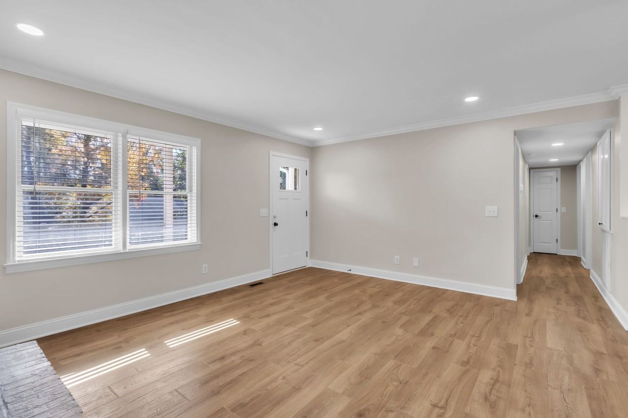 118 Whitmire Rd #1 - Photo 6 of 26